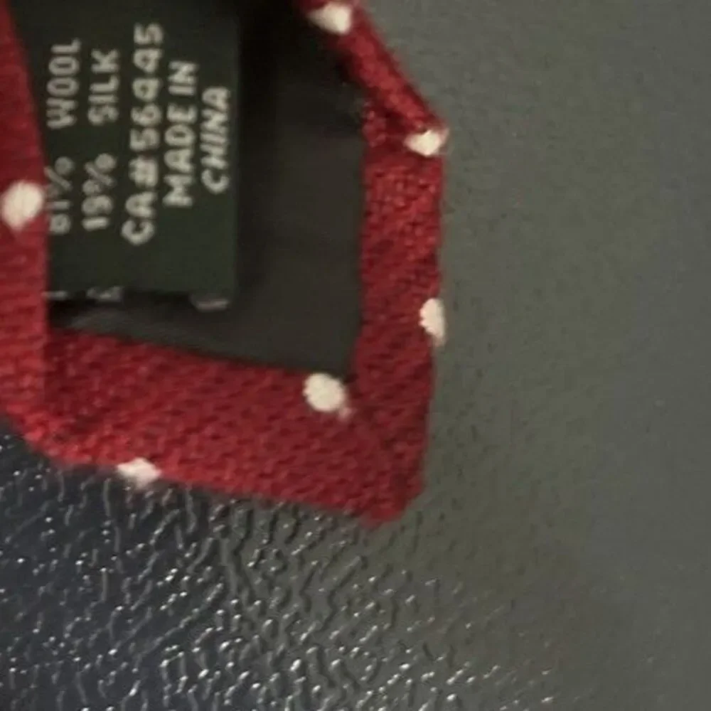 J. Crew Wool Necktie Slim 81% Wool 19% Silk Red Polka dot Blended 2.5 Wide X 55”
